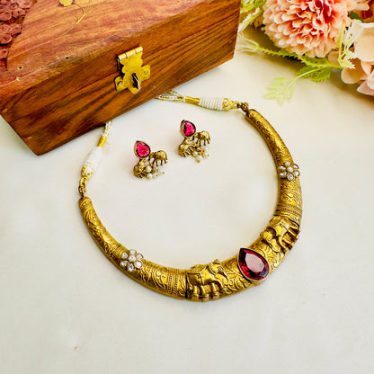 Apala polish Nandi Motif Hasli