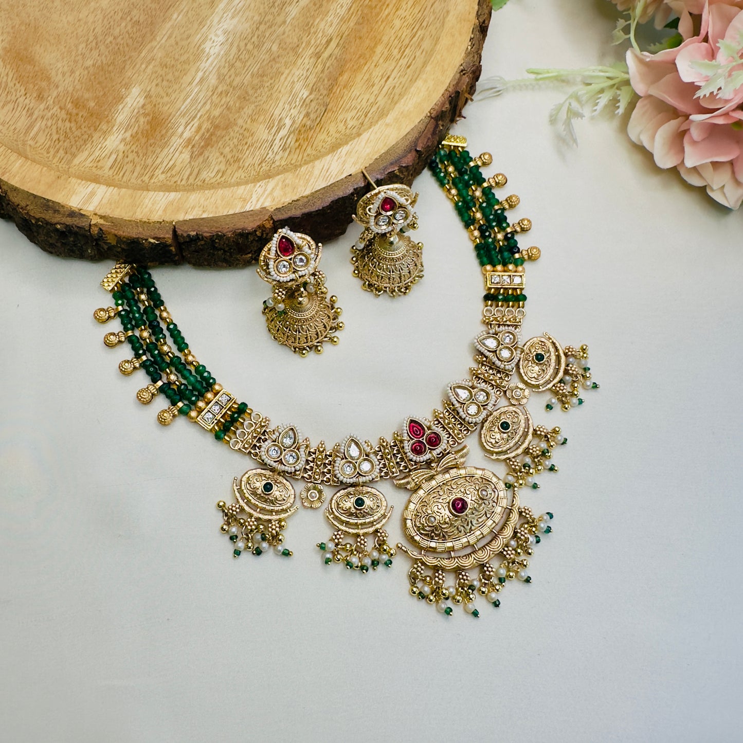 5 Pendant Rajwadi Necklace Set