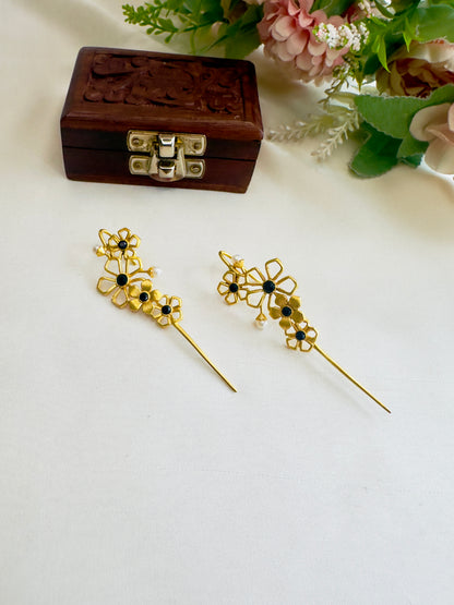 Flower Design Pin Bugadi
