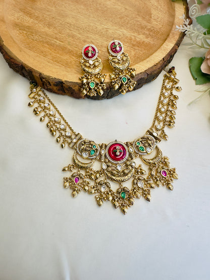 Beautiful Intricate Design Necklace Set