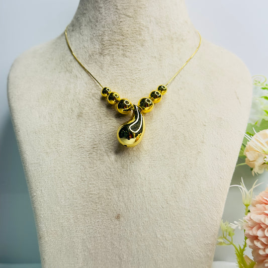 18K Gold Plated Short Necklace with earrings