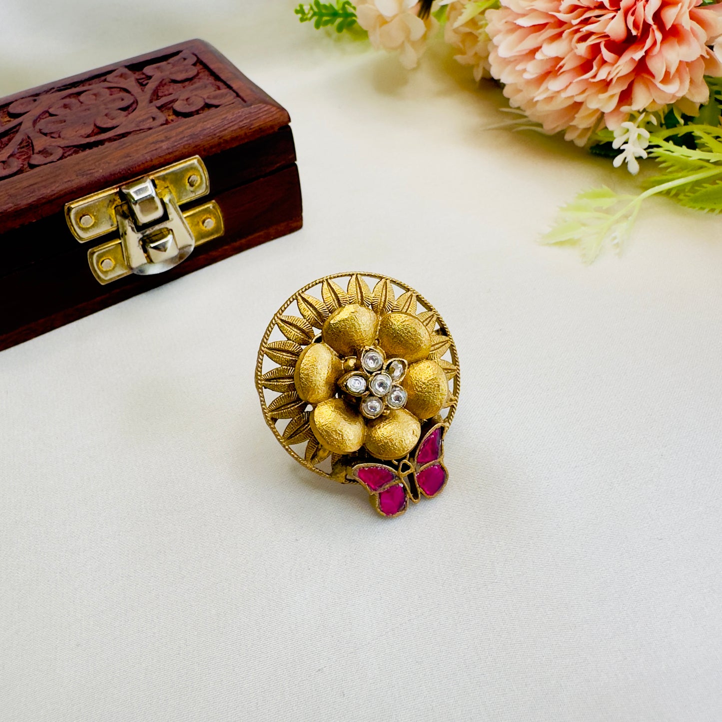 Apala Polish Flower Butterfly Pachi Kundan Ring