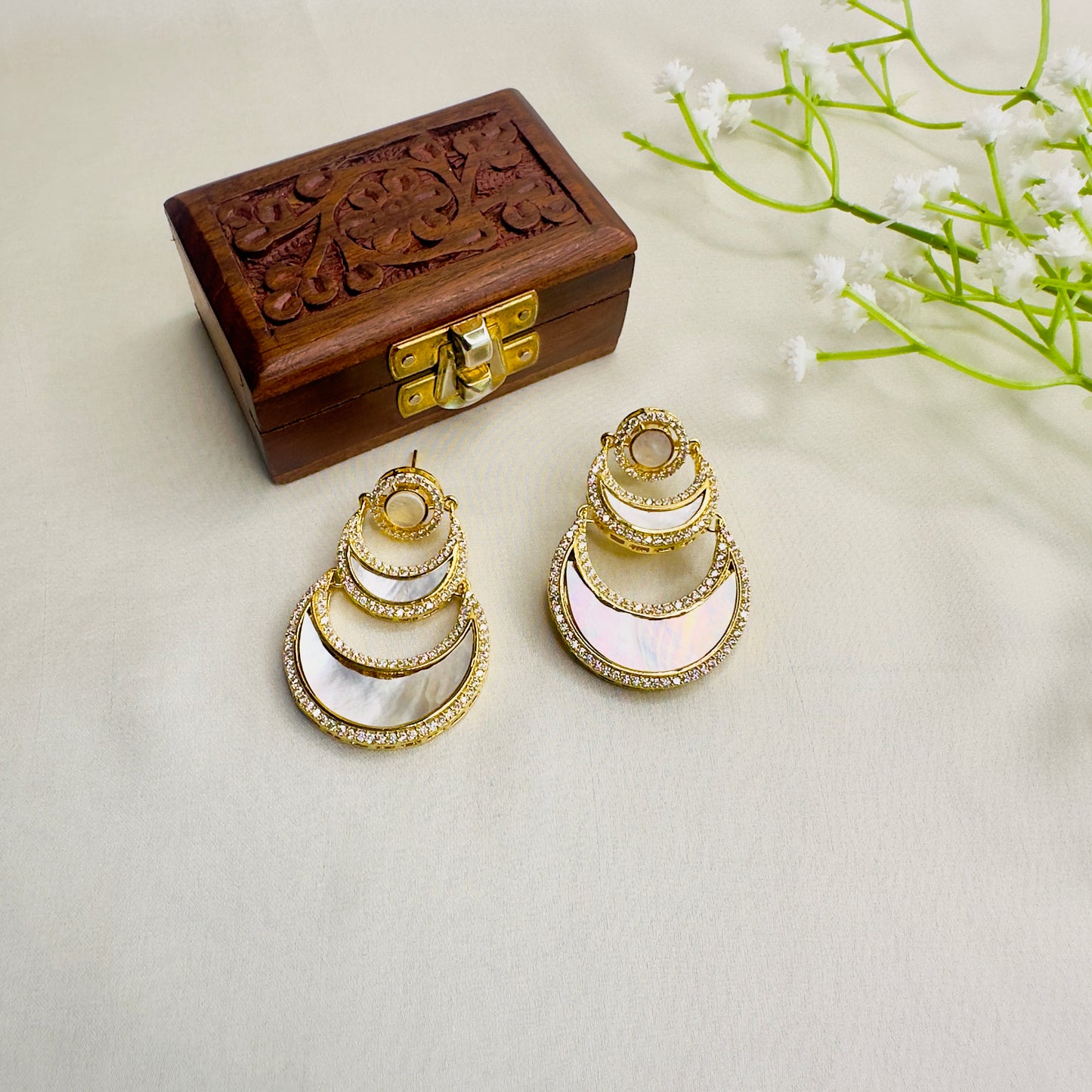 Chand Bali MOP AD Earrings