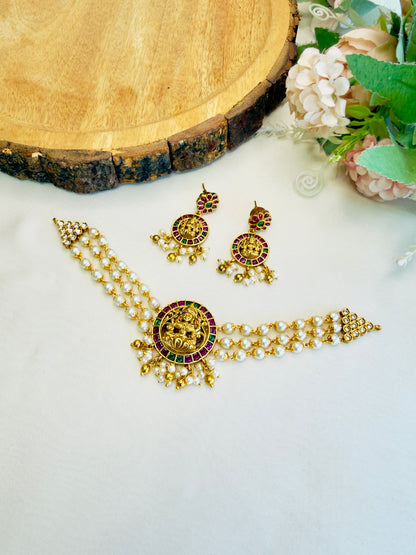 Laxmi Ji Motif Pearl Choker Set