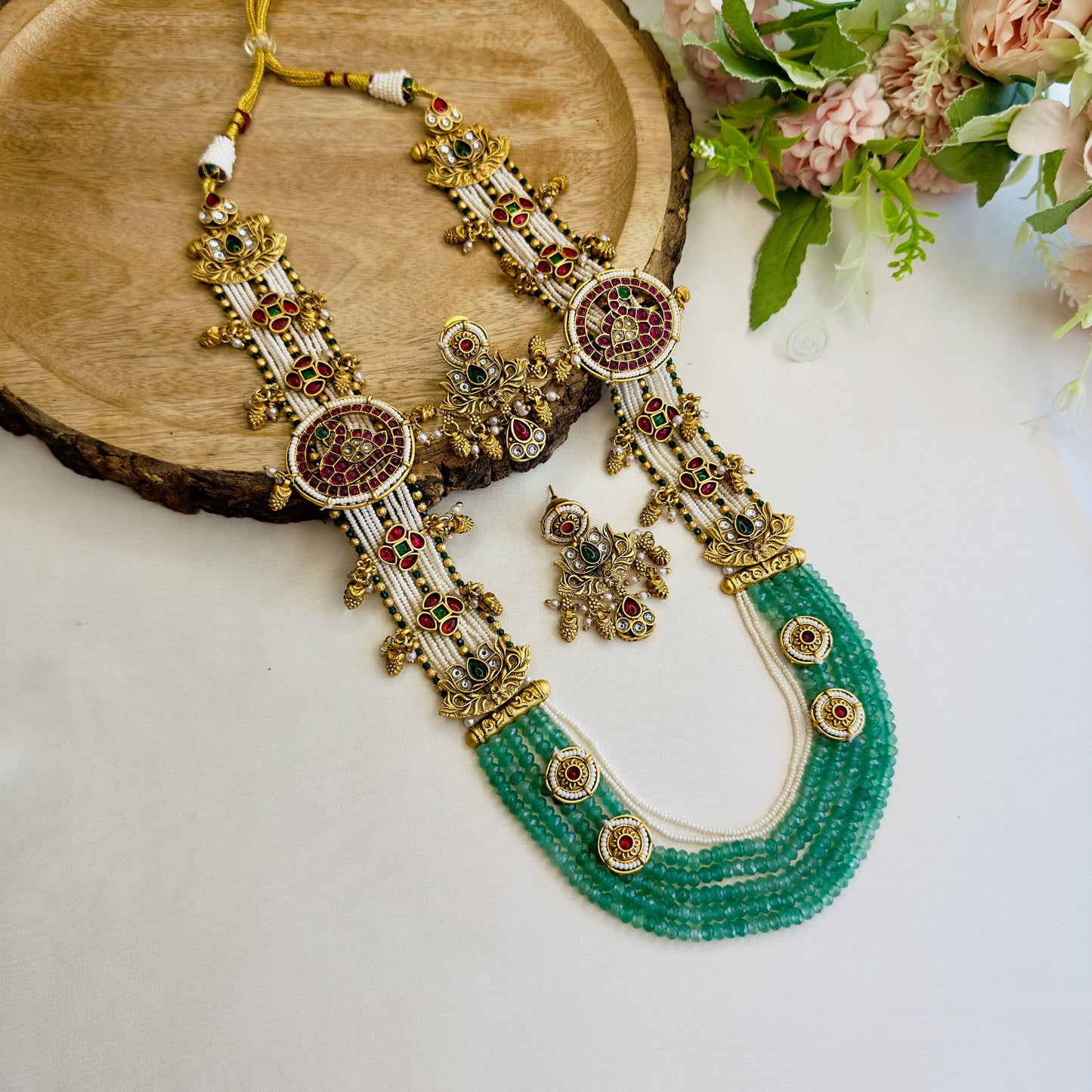 Temple Multilayer Green Necklace Set