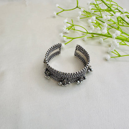 Silver tone Bracelet