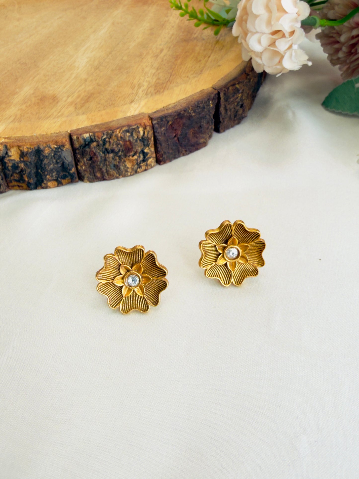 Flower Design Studs Earring
