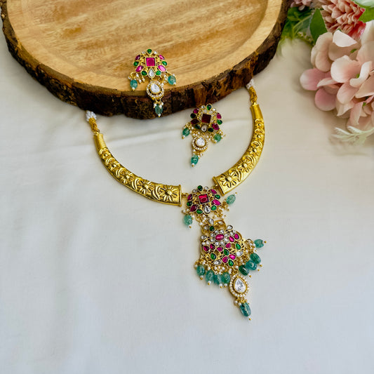 Jadau Pendant Hasli Set