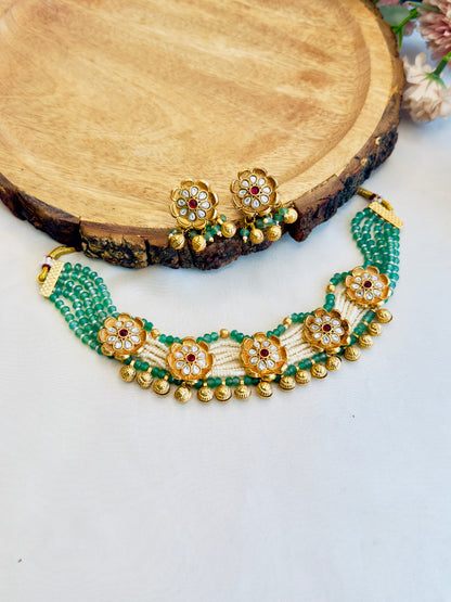 Five Flower Choker Set