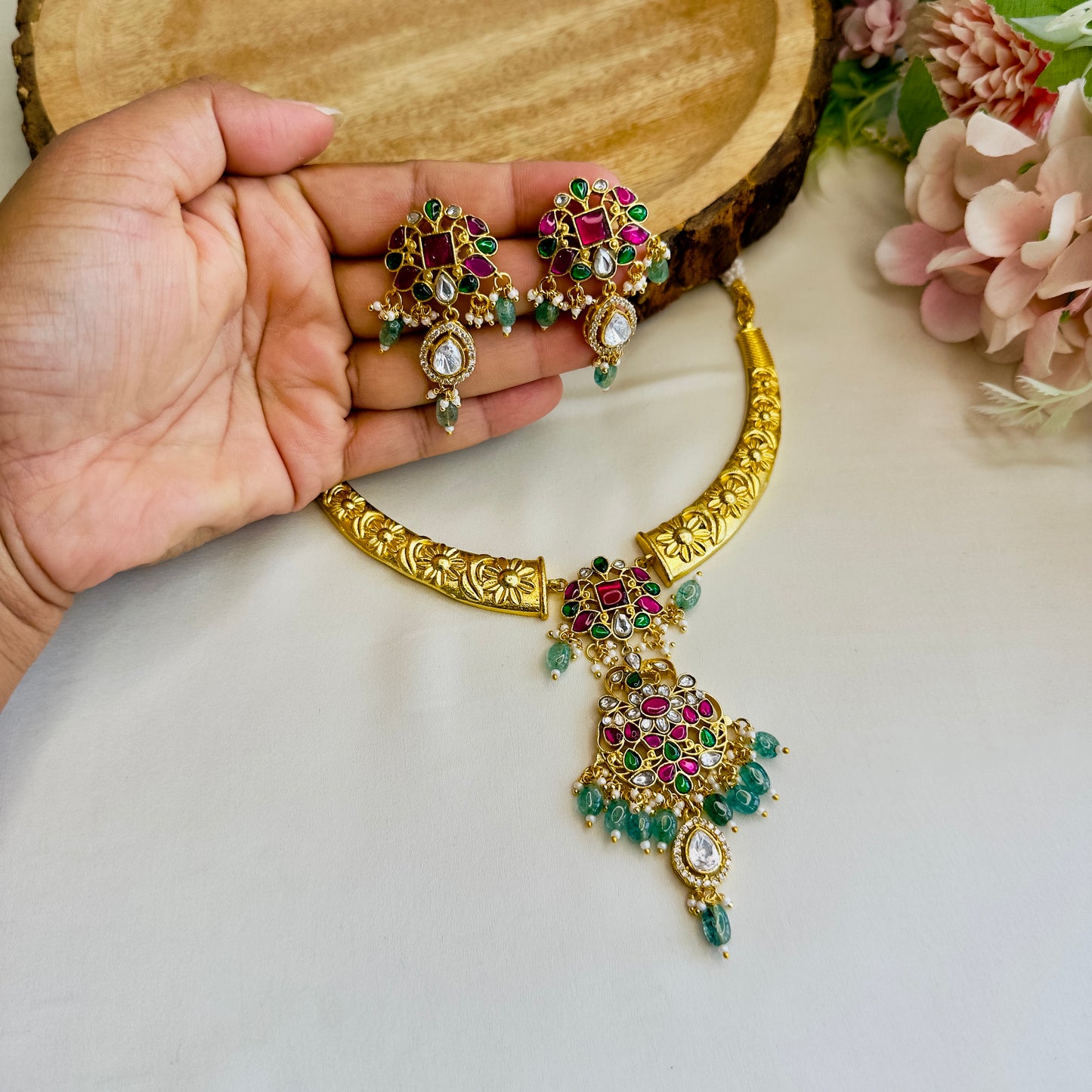 Jadau Pendant Hasli Set
