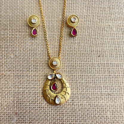 AC Kundan Chain Pendant Set