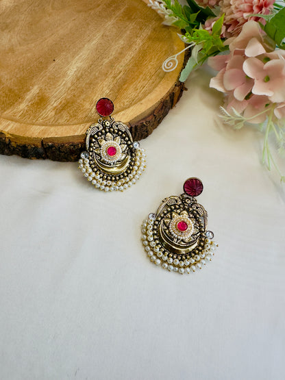 Antique finish Pearl layered Earrings
