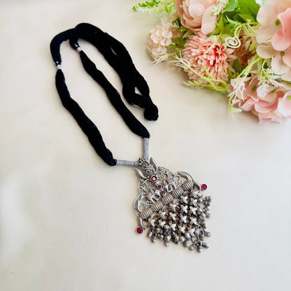 Long Thread Silver pendant