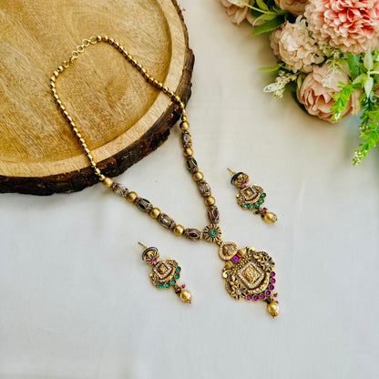 Oval Shaped Beads Mala Pendant Set