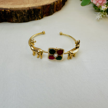 Deer Motif Jadau Bracelet