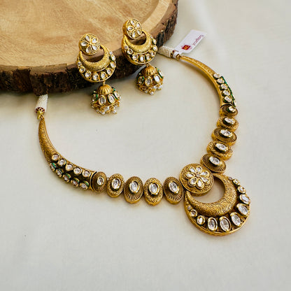 AC Kundan Half Moon Necklace Set