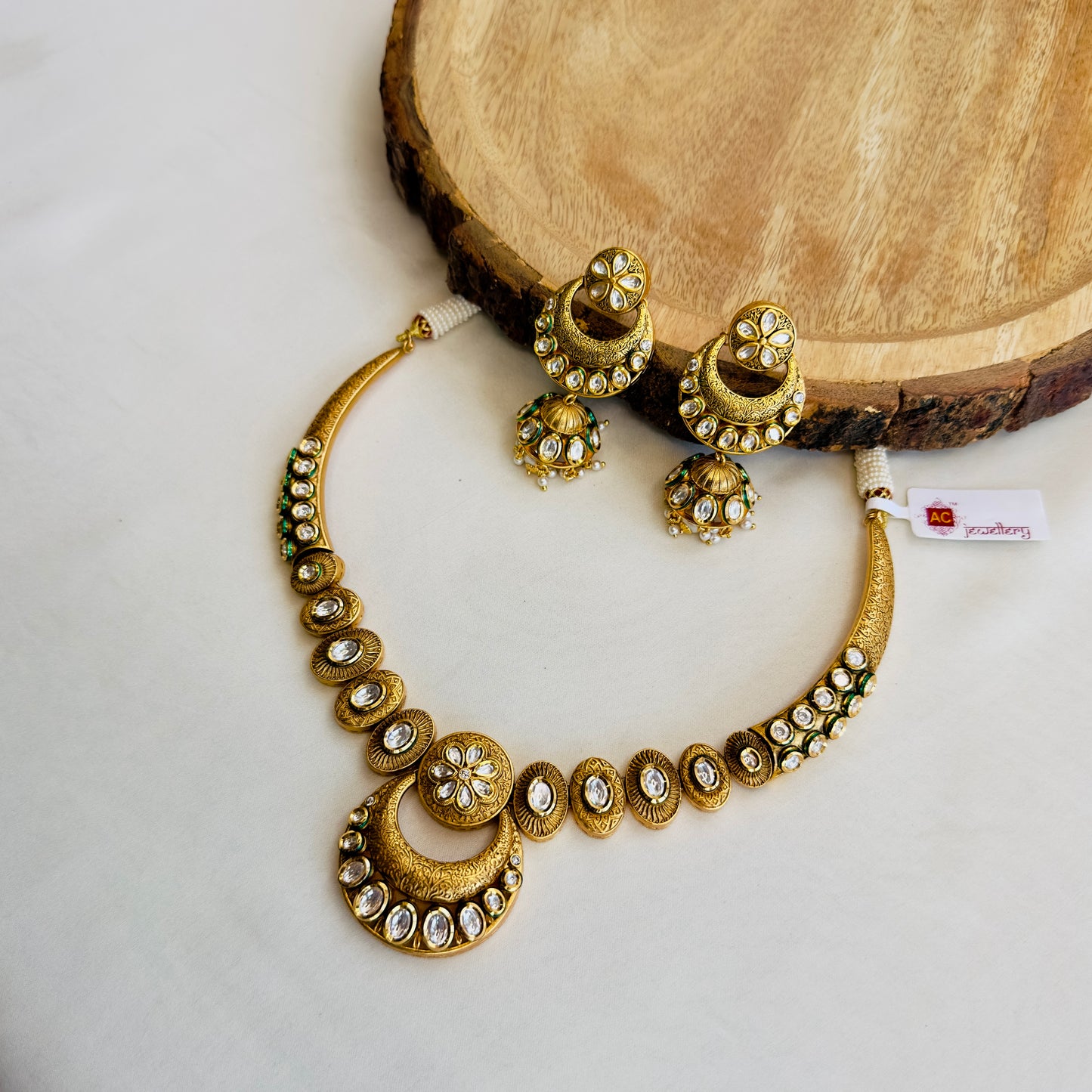 AC Kundan Half Moon Necklace Set
