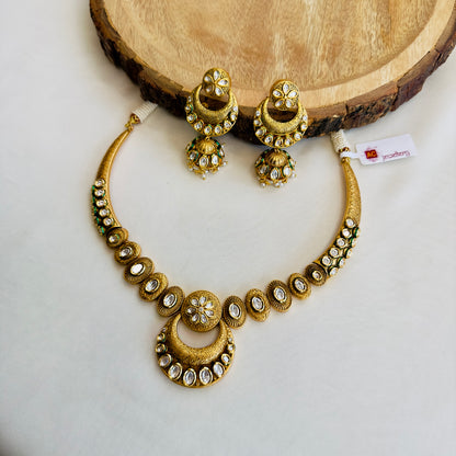 AC Kundan Half Moon Necklace Set