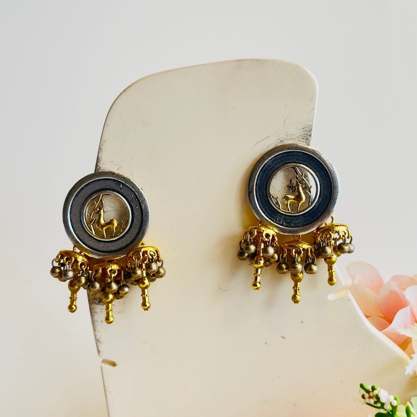 Dualtone Dear Motif Earrings