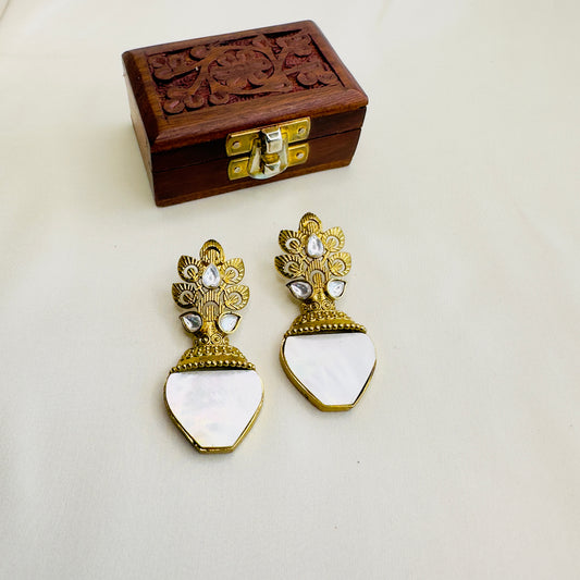 Kundan Antique Gold polish Earrings