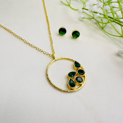 Multicolor Circular shape pendant Necklace Set