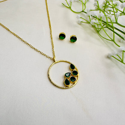 Multicolor Circular shape pendant Necklace Set