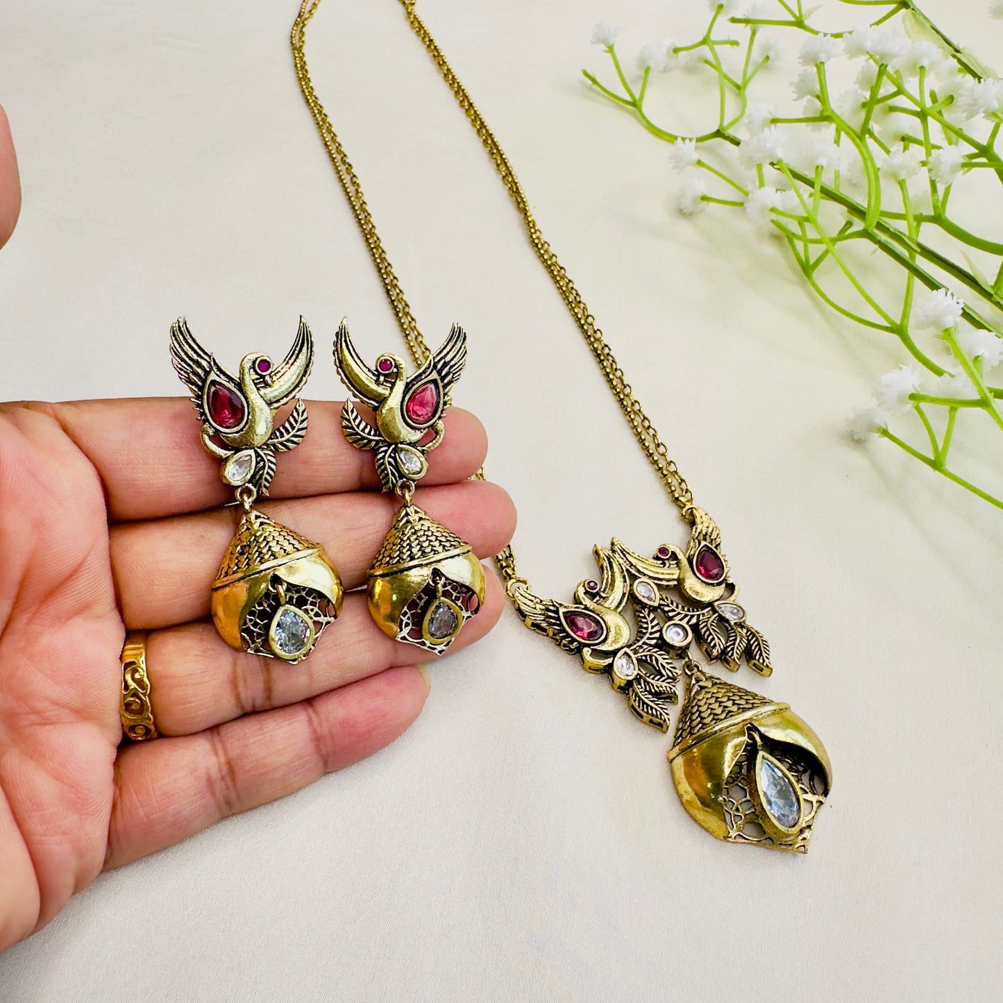 Bird Motif Necklace Set