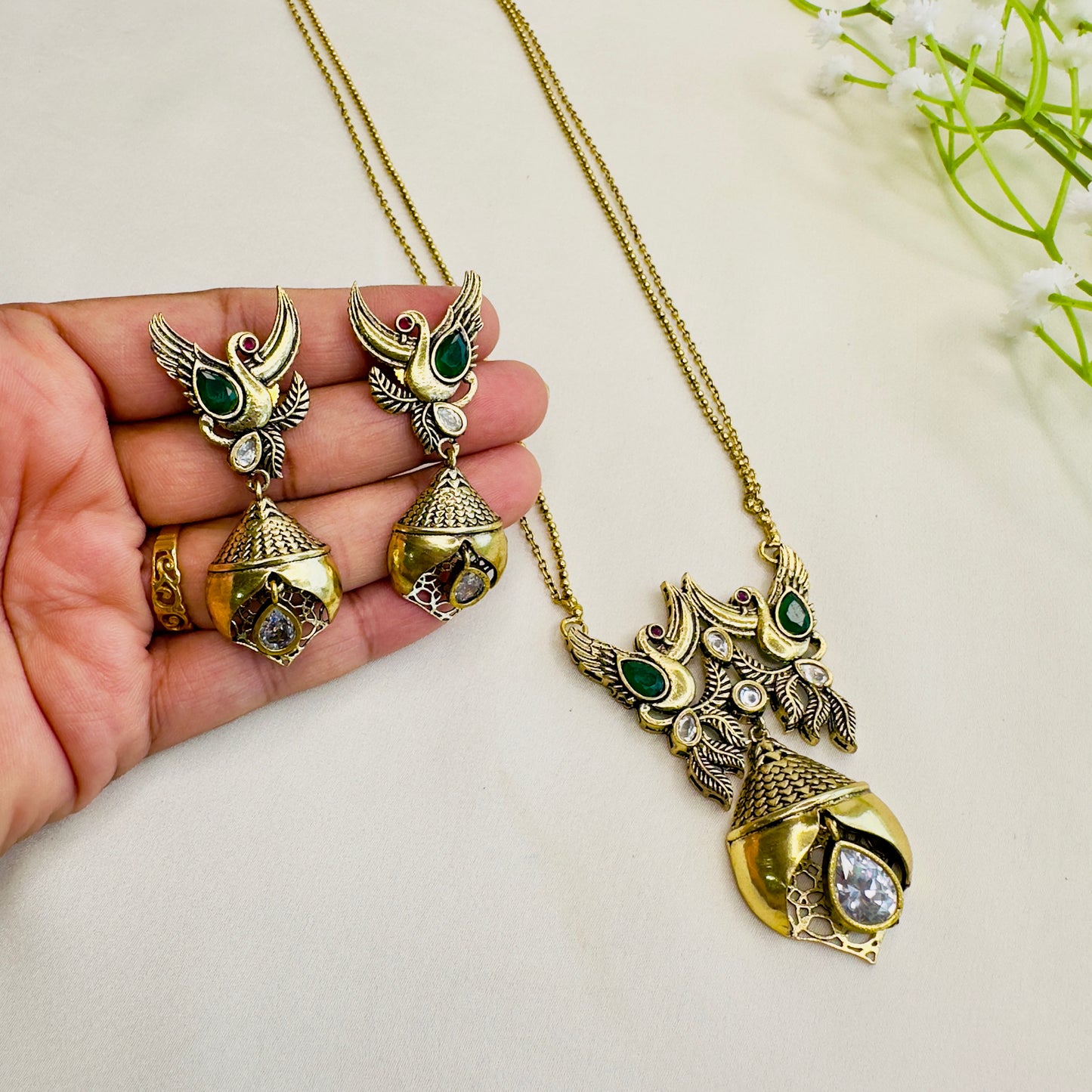 Bird Motif Necklace Set