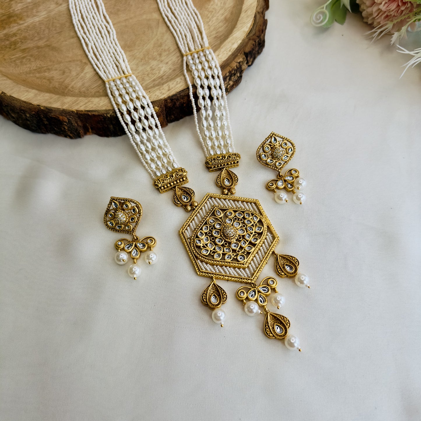 Hexagon Pendant Rajwadi Necklace Set