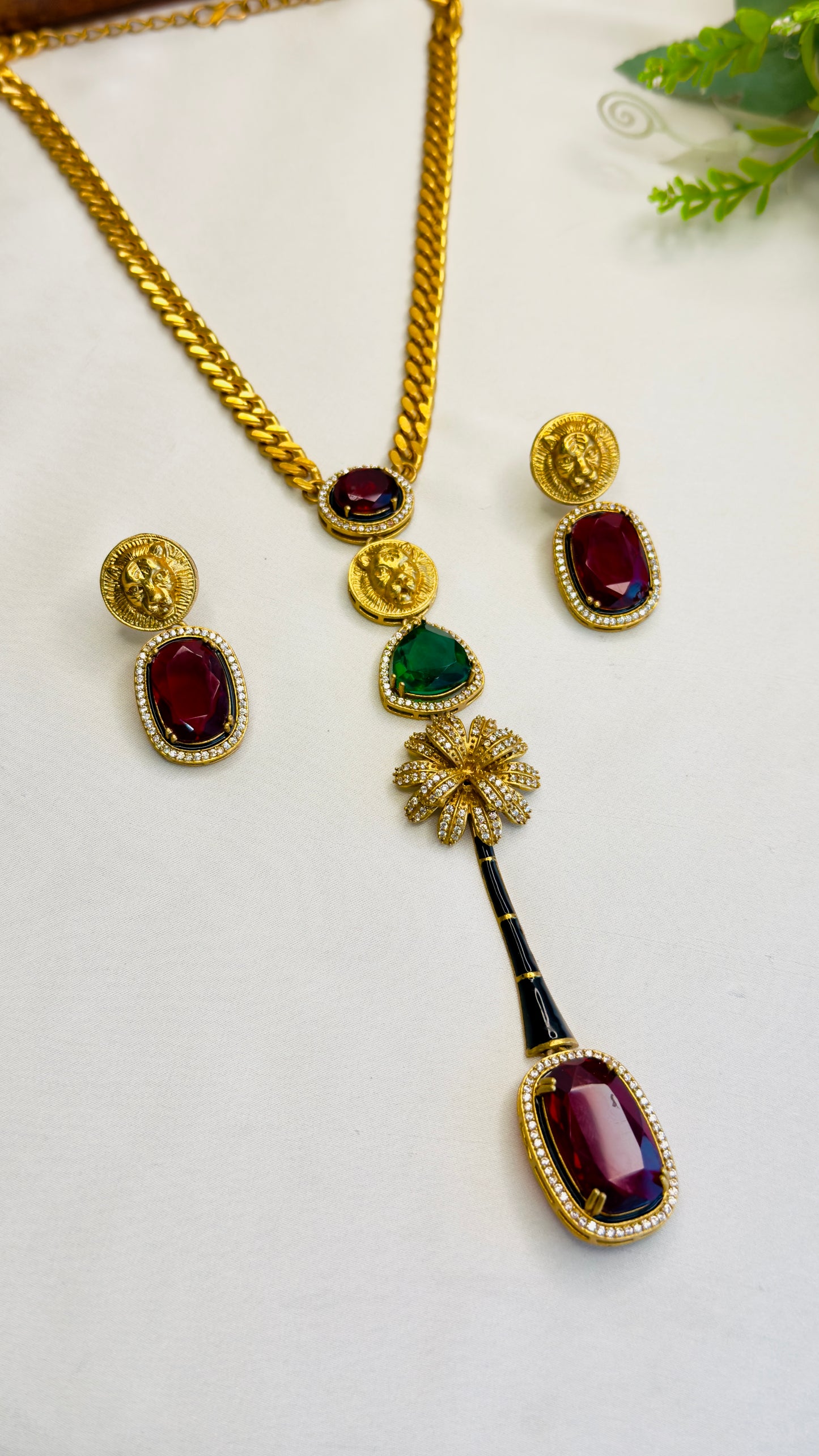 Flower design Necklace Set