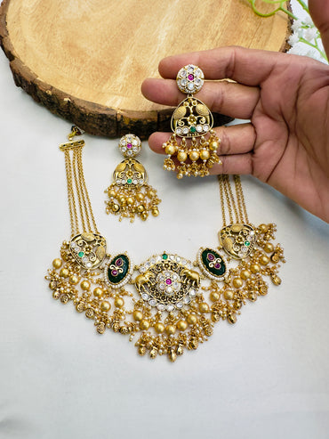 Side Chain Heritage Necklace Set