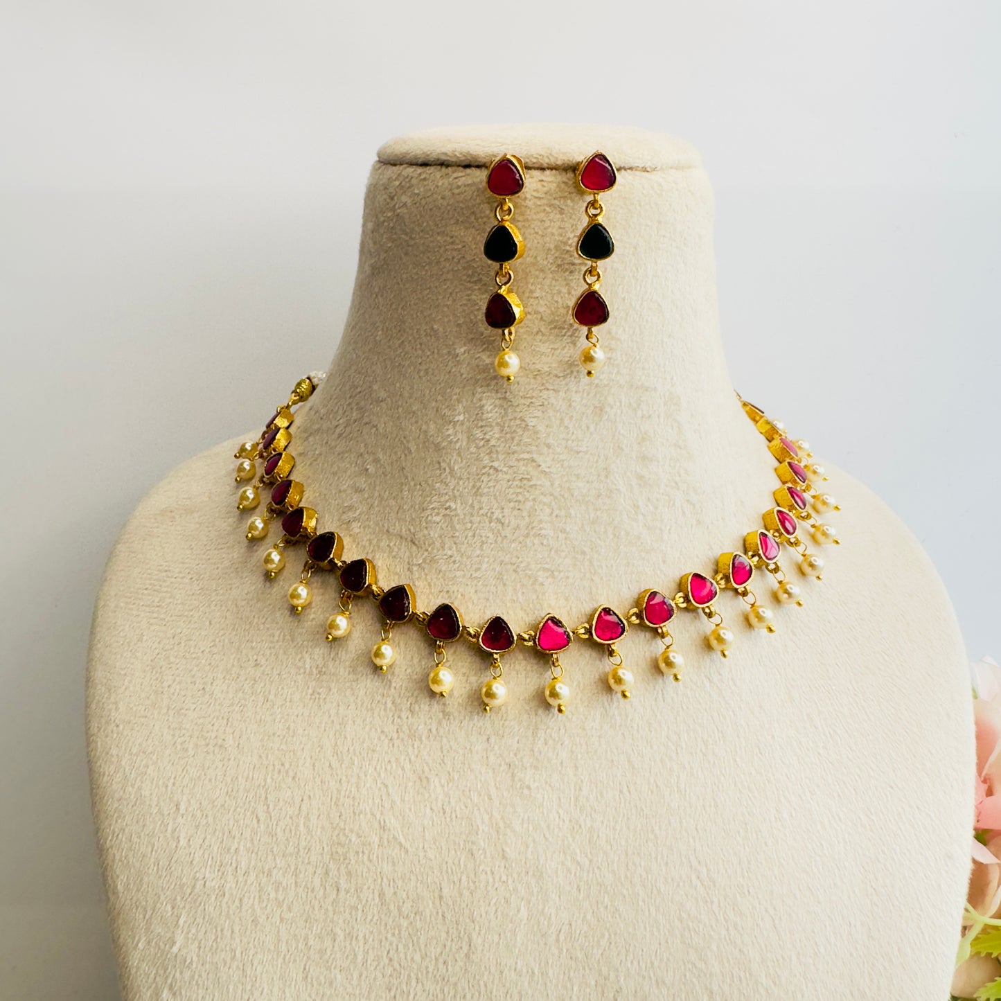 Pachi Kundan Single line pearl drop Necklace Set