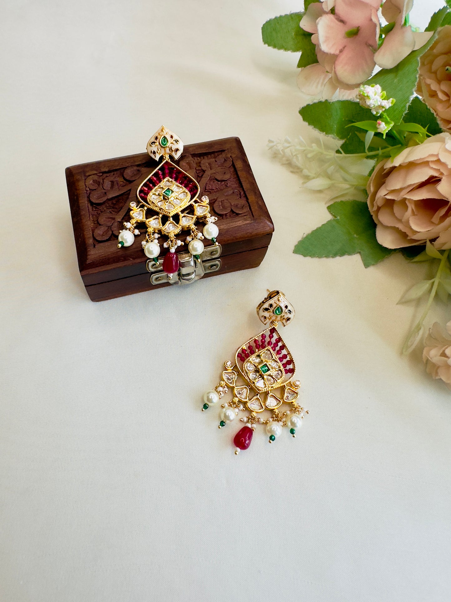 Meena Kundan Pink Hydro danglers