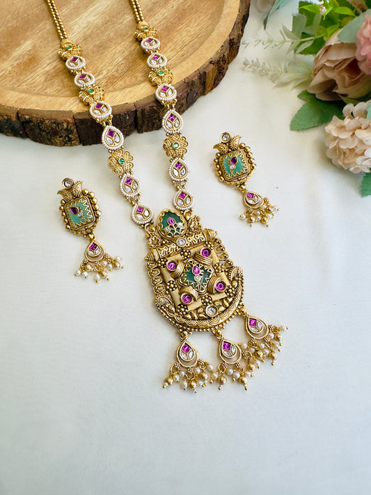 Heritage Log Necklace Set 2