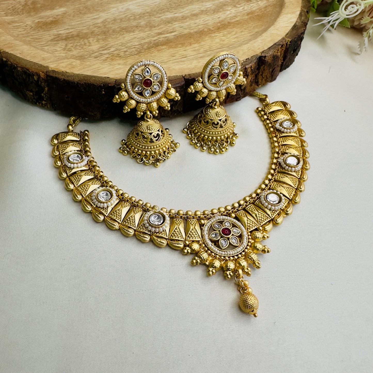 Kundan Work Rajwadi Necklace