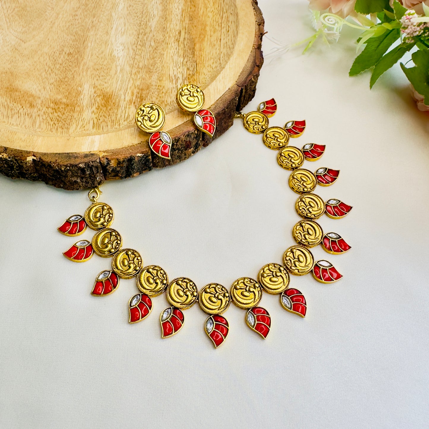 Leaf Design Coral Necklace Set