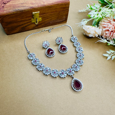 Flower Design AD Necklace Set