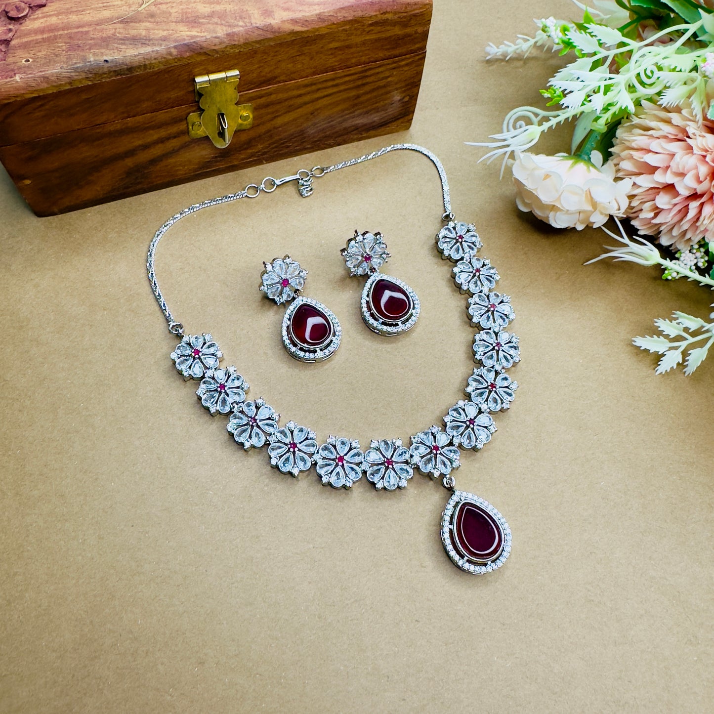 Flower Design AD Necklace Set