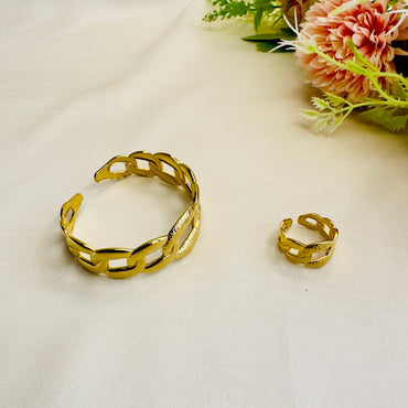 Tarnish Free Interlock Bracelet Ring Combo