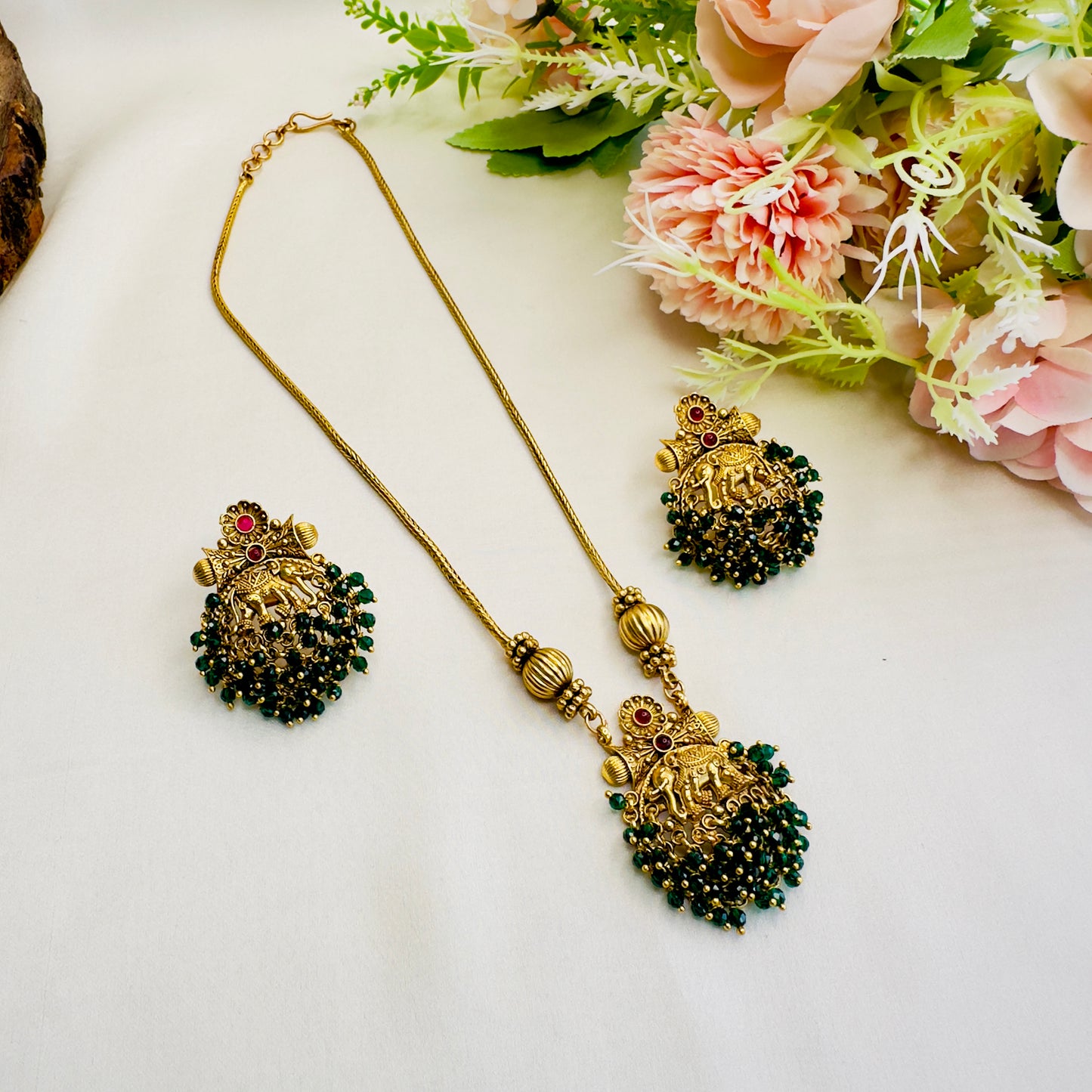 Elephant Motif Green Necklace Set