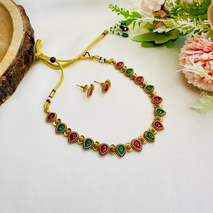 Multicolor Leaf Motif Necklace Set