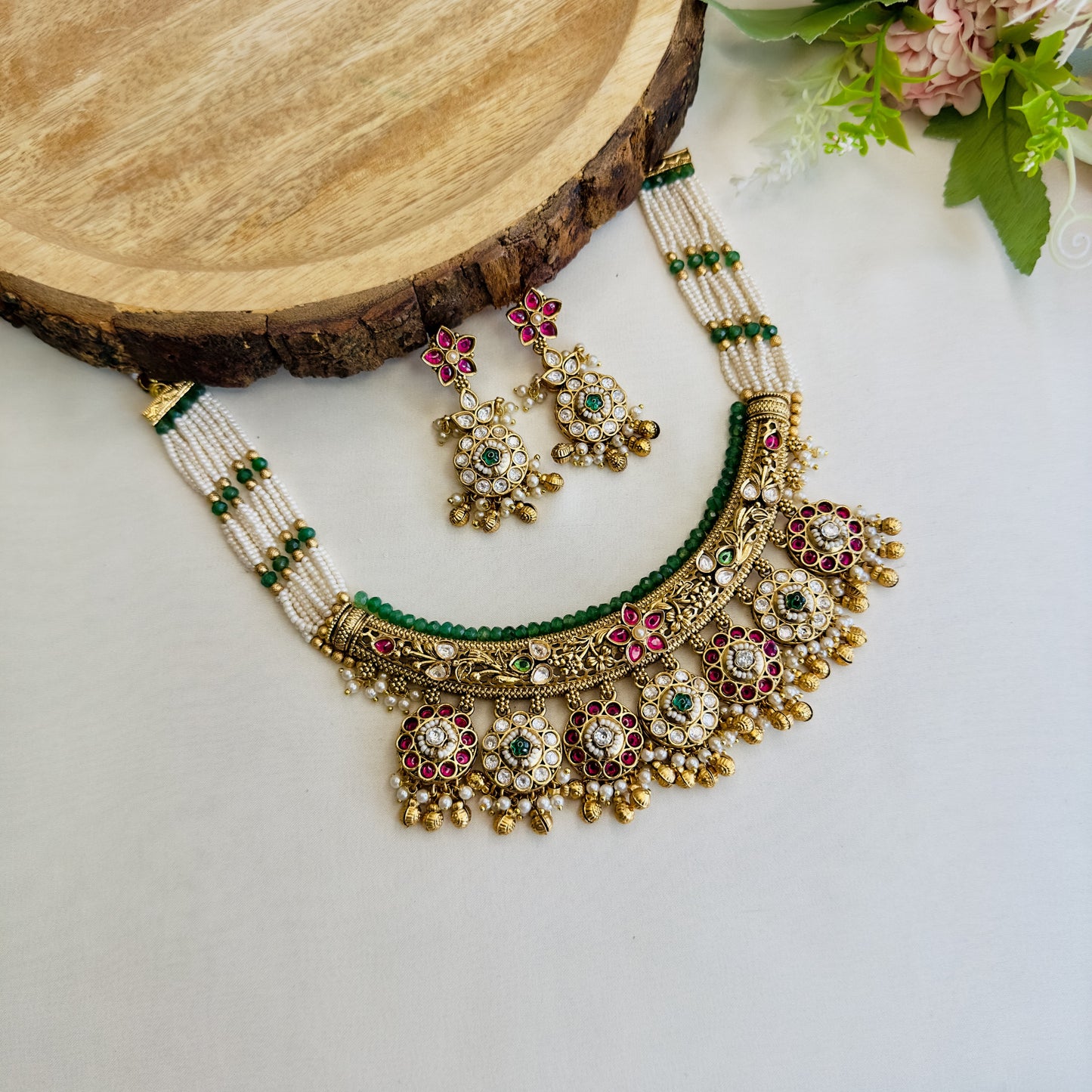 Seven Pendant Flower Design Rajwadi Necklace Set