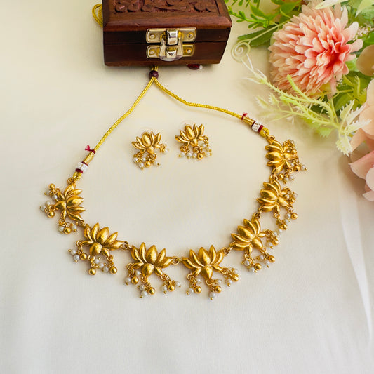 Lotus Flower Necklace Set