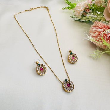 Ruby Chain Pendant Set