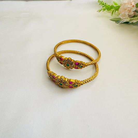 Two Flower Design Kada Set