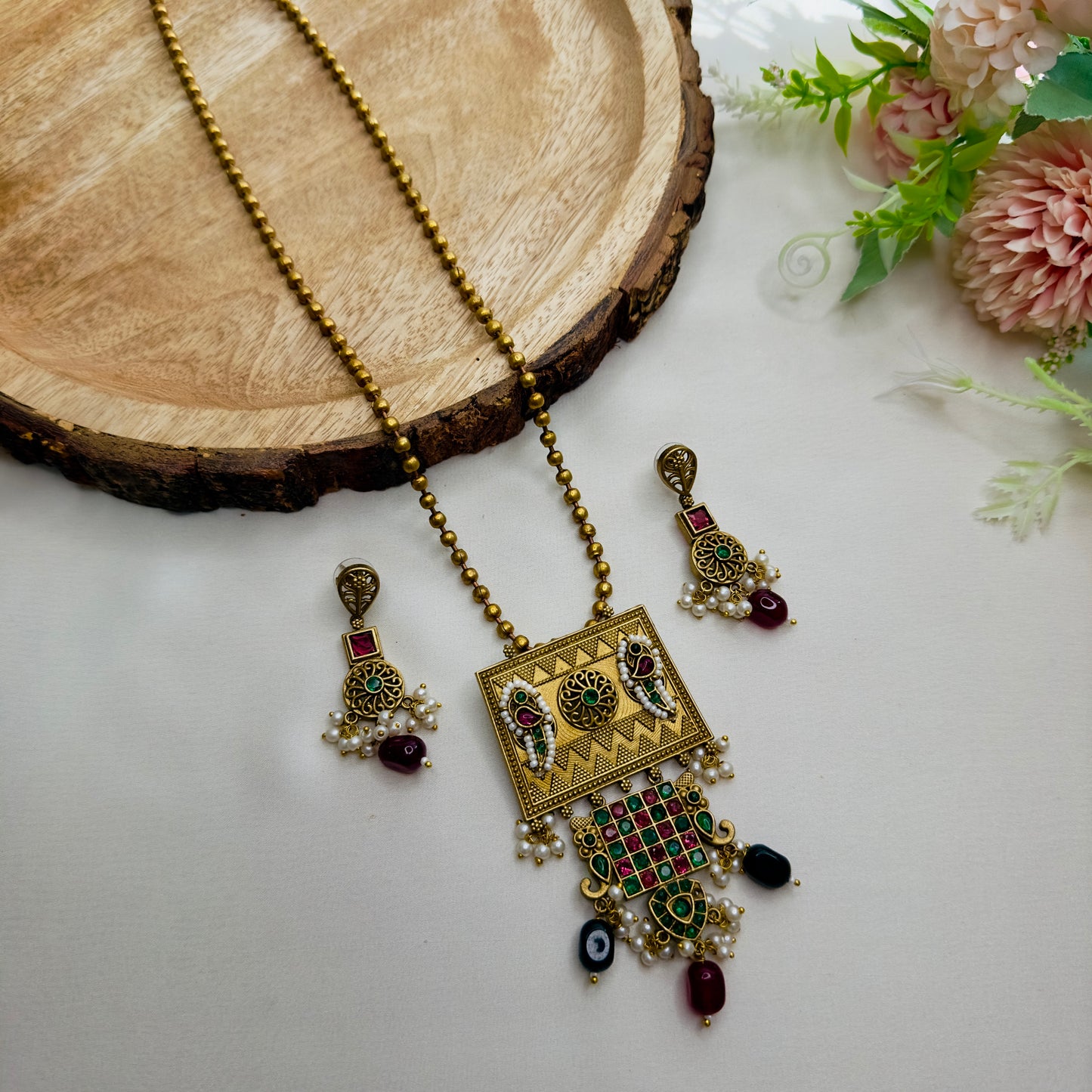 Apala Polish Multicolor Long Pendant Set