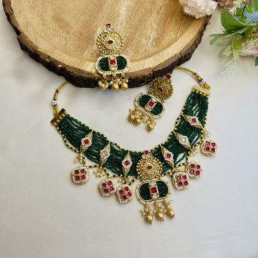Green Hydro Beads Seven Pendant Necklace Set