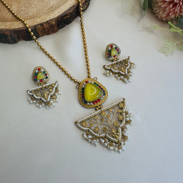 Meenakshi Multicolor Necklace Set