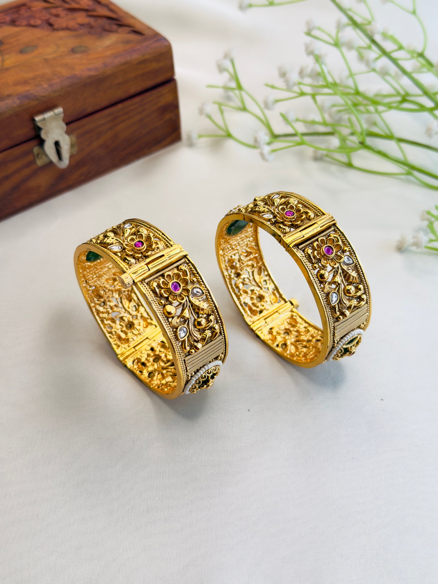 Openable Rajwadi Bangles