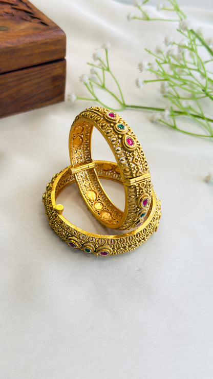 Beautiful Sorowski Bangles